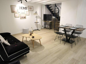 T3 Centre Luchon avec Parking pour 4 Pers - FR-1-313-240 Bagnères-De-Luchon